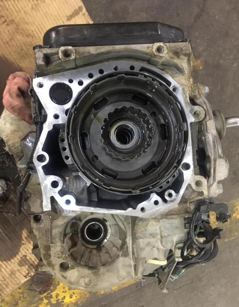 换挡顿挫对车伤害大吗,换挡顿挫是发动机问题还是变速箱问题