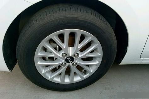 2017款起亚k2轮胎型号 起亚k2轮胎型号是多少